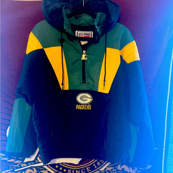 STARTER Other - **VINTAGE** Starter NFL Pro Line Green Bay Packers Windbreaker. Size Small.